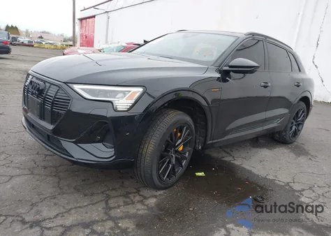 2022 Audi E-Tron Chronos Quattro z USA, uszkodzony, nr VIN WA1VABGEXNB015255